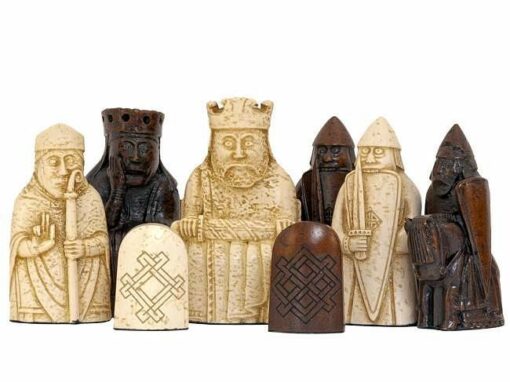 Jeu d'Echecs "Ile de Lewis I" en Résine