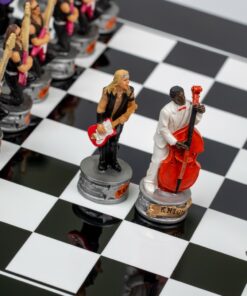 Jeu d'Échecs Jazz vs Rock - Échiquier en bois laqué noir & Pièces en résine