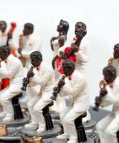 Jeu d'Échecs Jazz vs Rock - Échiquier en bois laqué noir & Pièces en résine
