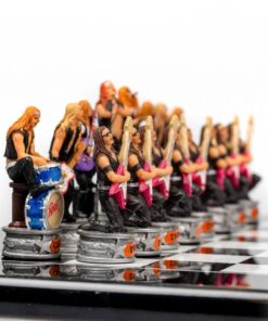 Jeu d'Échecs Jazz vs Rock - Échiquier en bois laqué noir & Pièces en résine